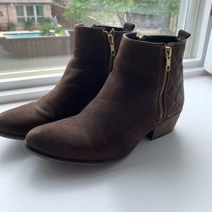 Steve Madden Brown Booties